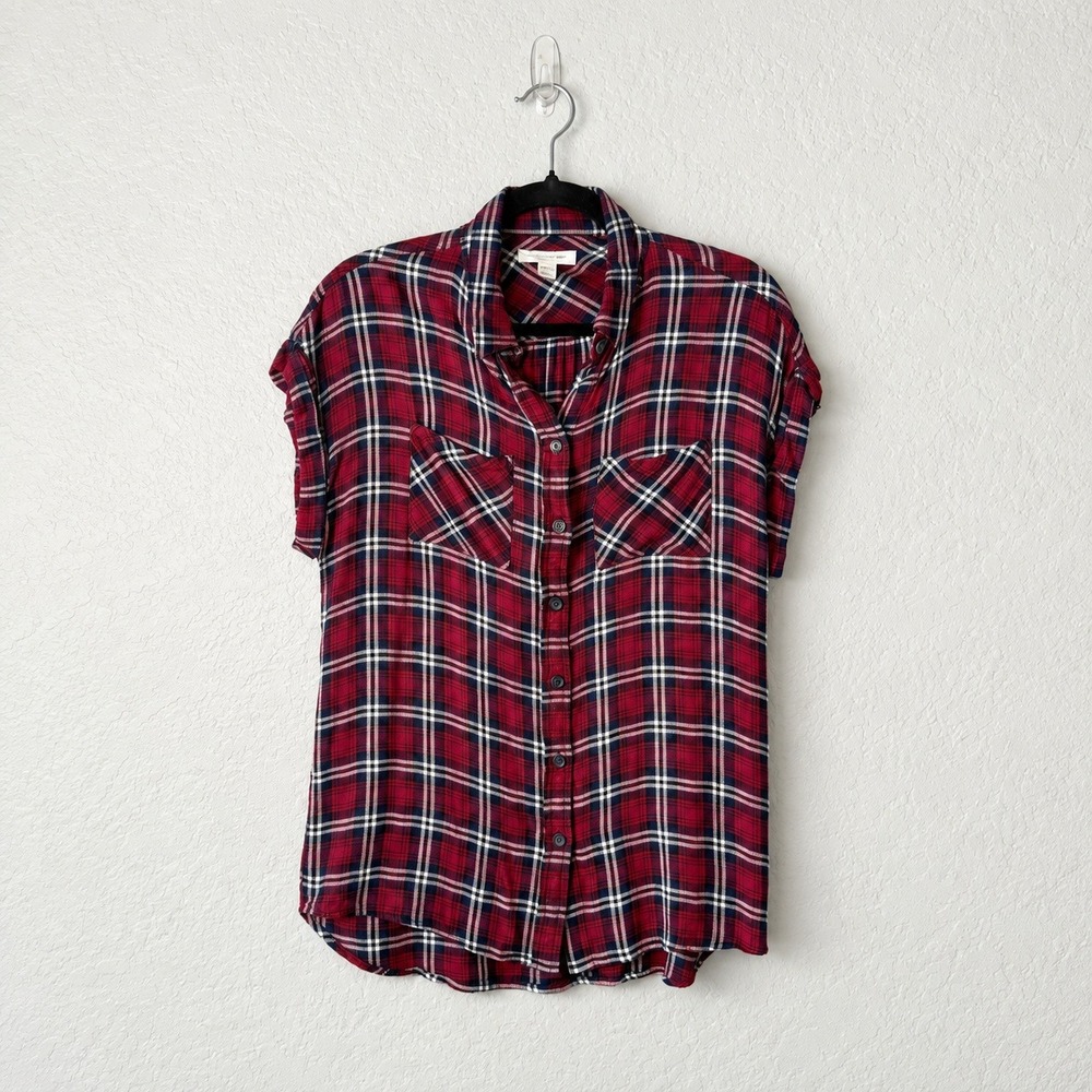 Beachlunchlounge Womens XS Red Navy Plaid Rayon Short Cap Sleeve Button Up Shirt